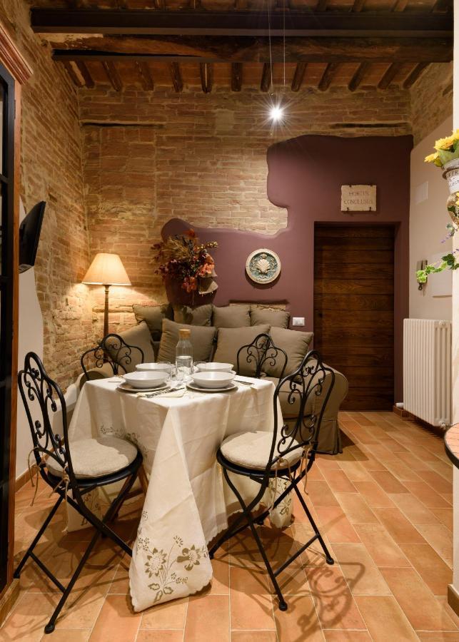 Apartmán Hortus Conclusus + Free Parking Siena Exteriér fotografie