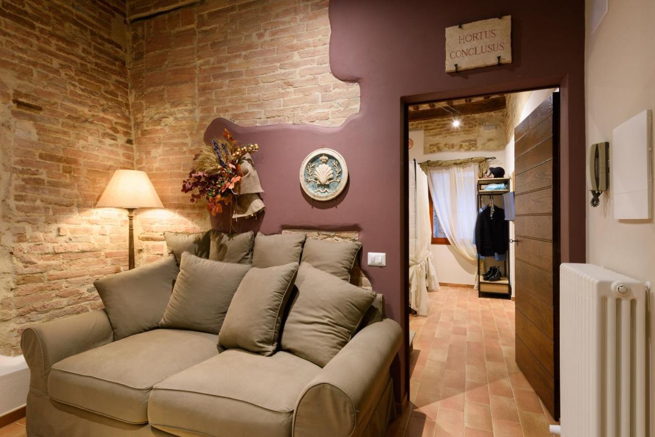 Apartmán Hortus Conclusus + Free Parking Siena Exteriér fotografie
